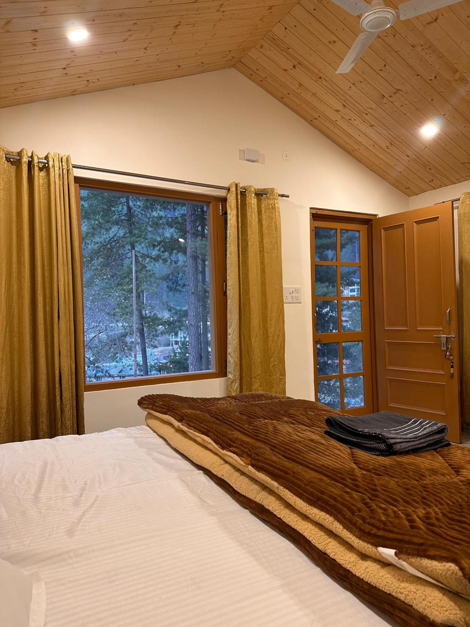 Ahava Kasol Riverside Cafe And Cottages 외부 사진