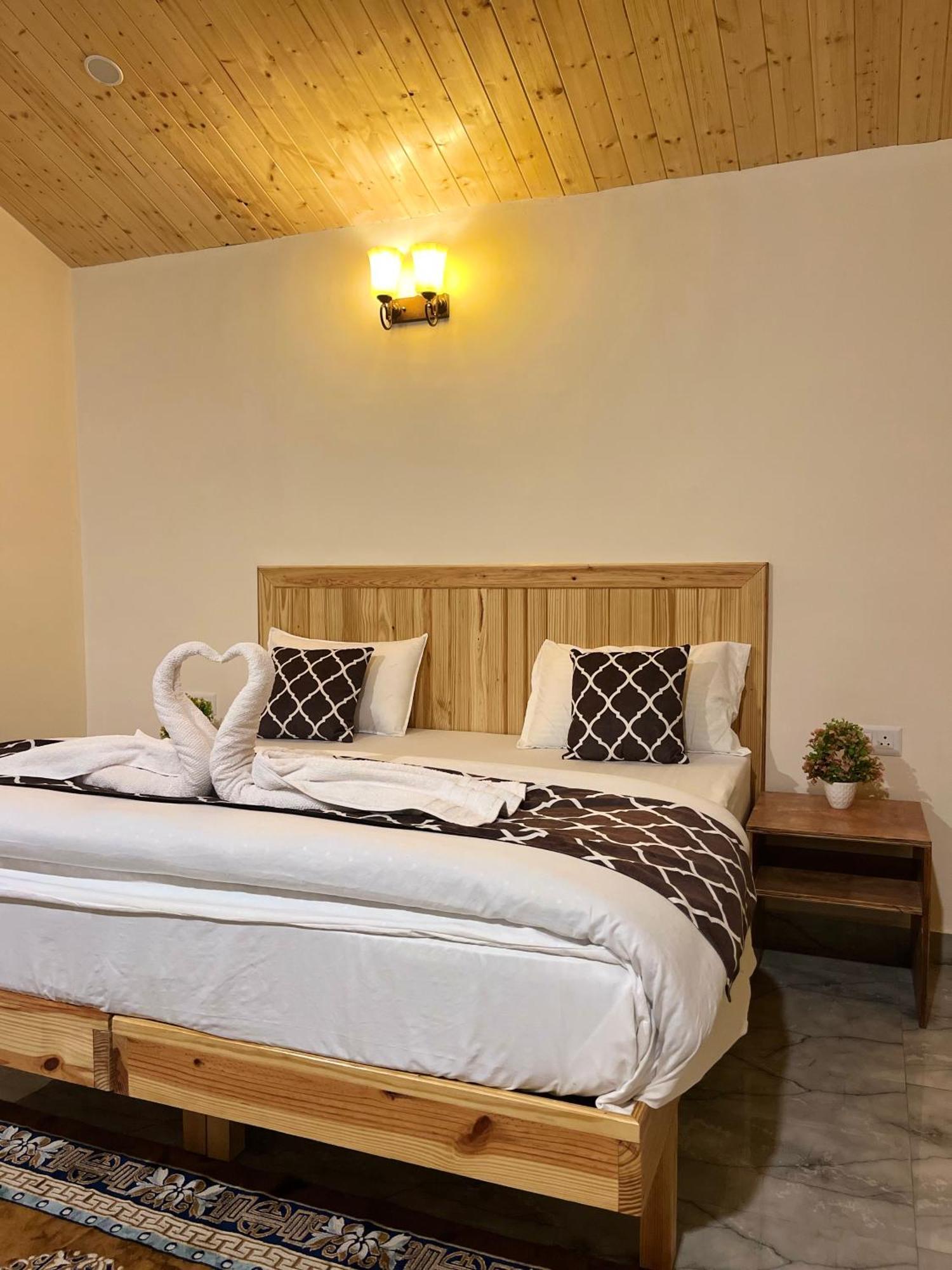 Ahava Kasol Riverside Cafe And Cottages 외부 사진